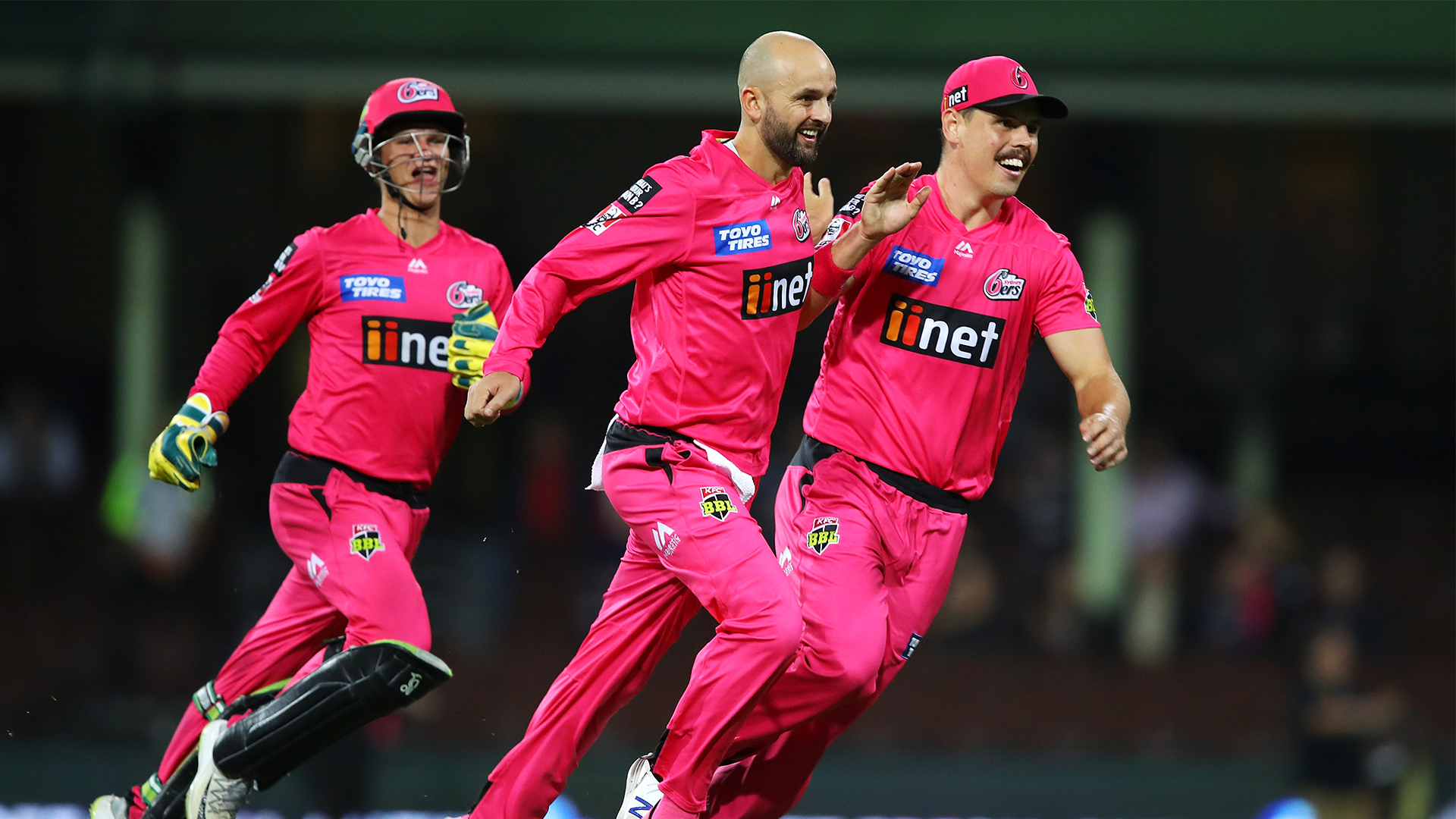 Big Bash Final: Sydney Sixers beat Melbourne Stars in rain-affected final at the SCG | Sporting ...