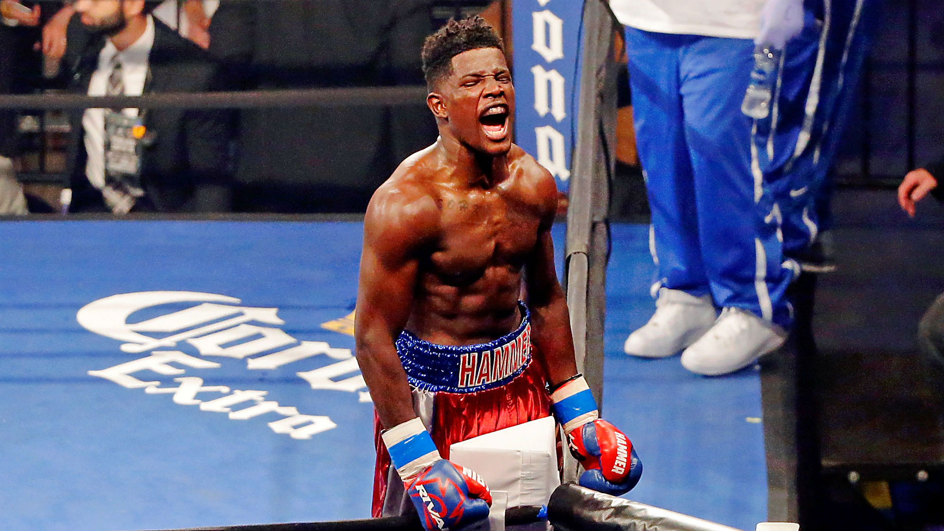 Erickson Lubin lands huge overhand left for TKO on Jorge Cota | Sporting News