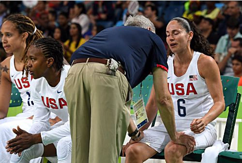 Rio Olympics 2016 Sue Bird Injury Creates Smidge Of Drama For U S Women S Basketball Team Sporting News