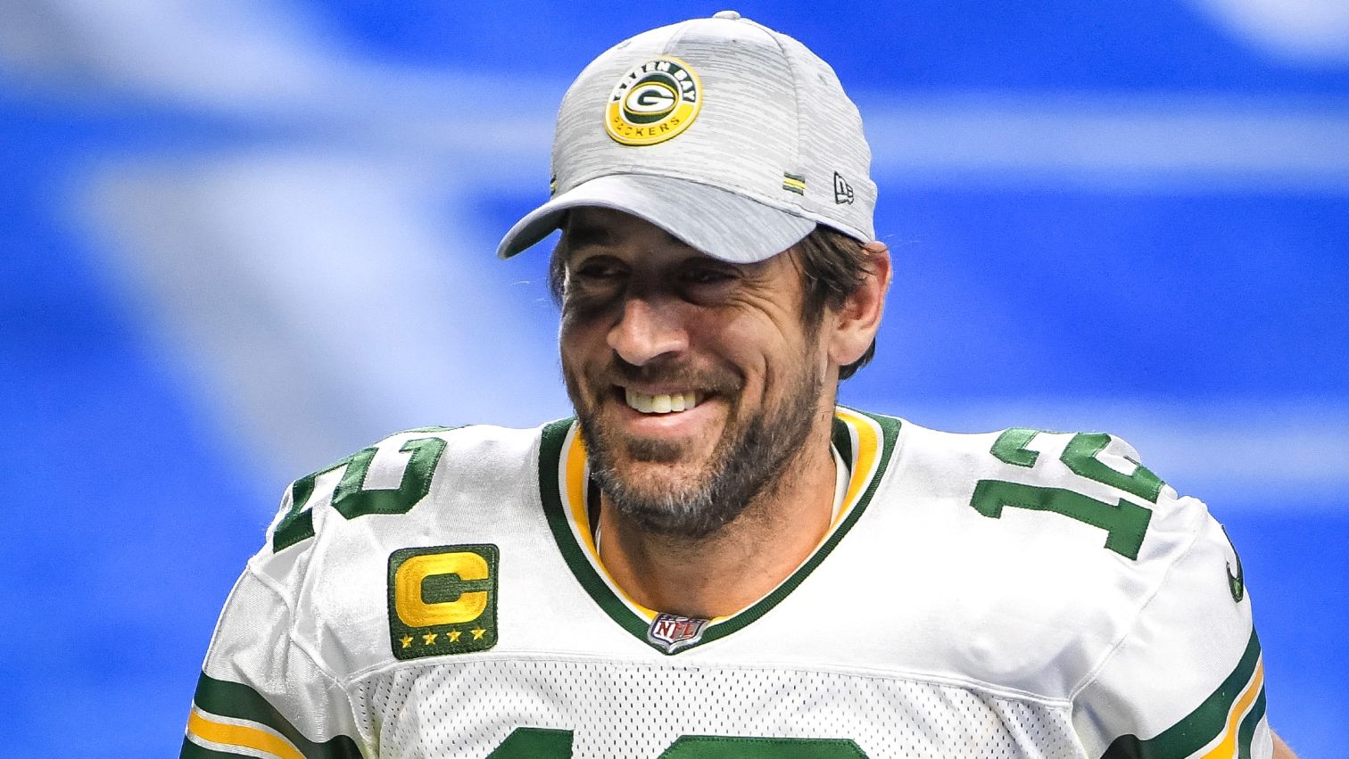 Aaron Rodgers enjoys Hawaiian vacation with Miles Teller, Shailene