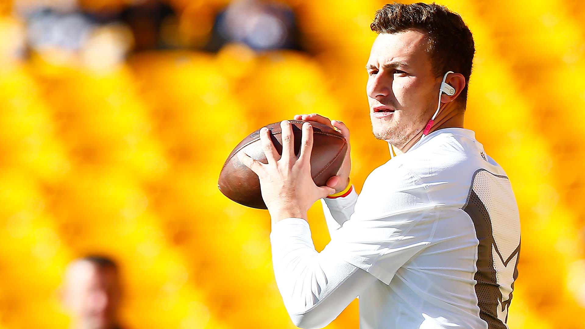 Johnny Manziel taking time to learn as TiCats practice ...