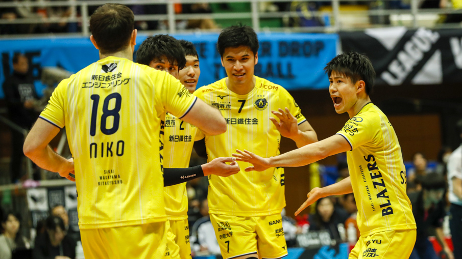 Vリーグ男子の最終順位が確定 堺がファイナルステージ最後の1枠を勝ち取る スポーティングニュース ジャパン Vリーグ男子の最終順位が確定 堺がファイナルステージ最後の1枠を勝ち取る スポーティングニュース ジャパン