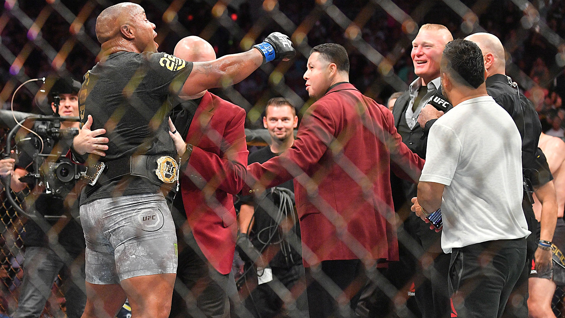 Daniel Cormier Vs Brock Lesnar Has Several Potential Dates For Early 2019 Sporting News