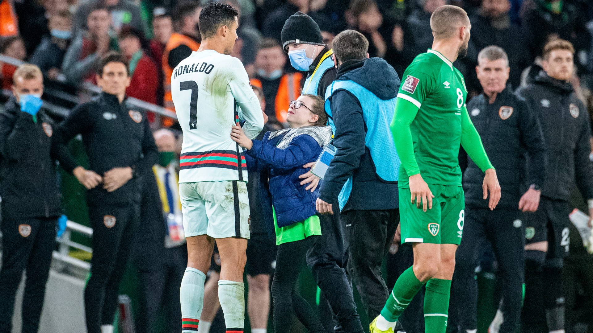 ï»¿Ronaldo makes younger Ireland fan's 'dream come genuine' with shirt gesture