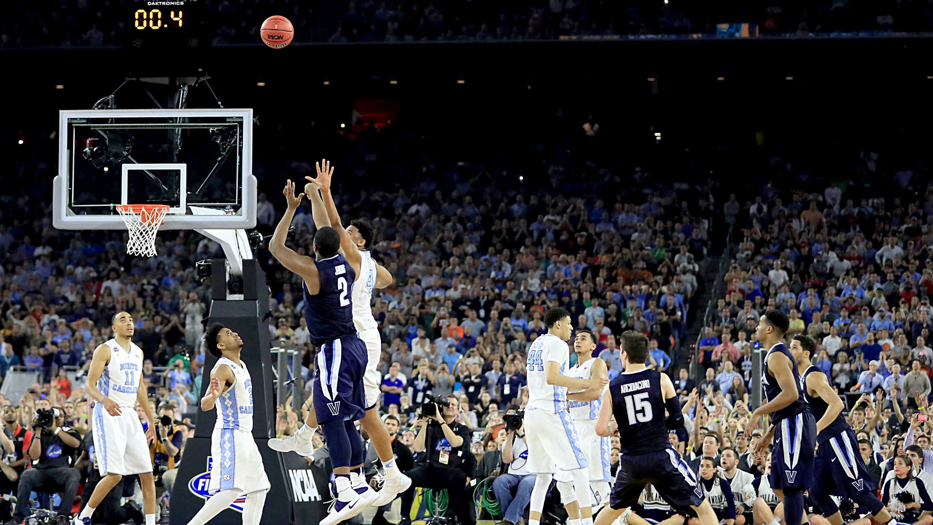 Villanova S Buzzer Beater Gave Us Another Great Sean Mcdonough