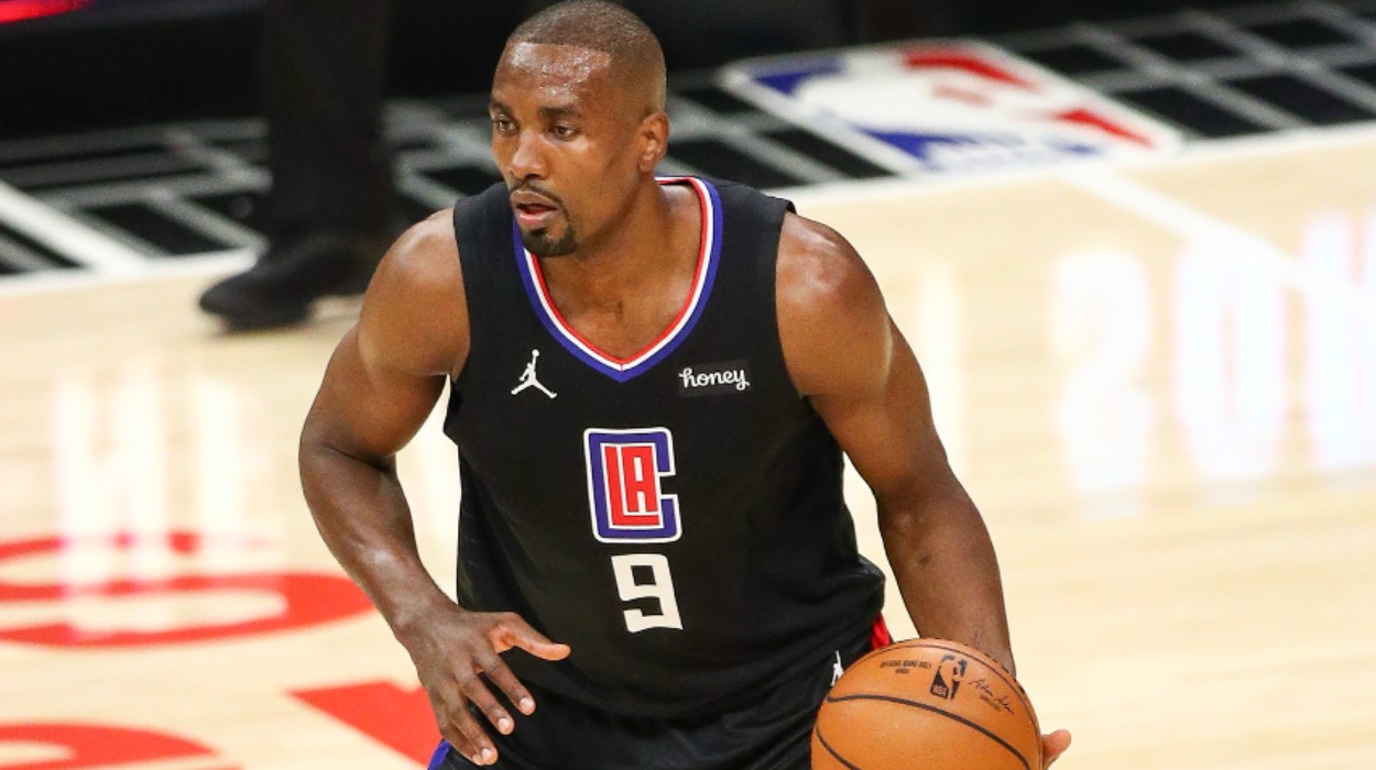 クリッパーズのサージ イバカが手術 今季終了へ Nba日本公式サイト The Official Site Of The Nba クリッパーズのサージ イバカが手術 今季終了へ Nba日本公式サイト The Official Site Of The Nba