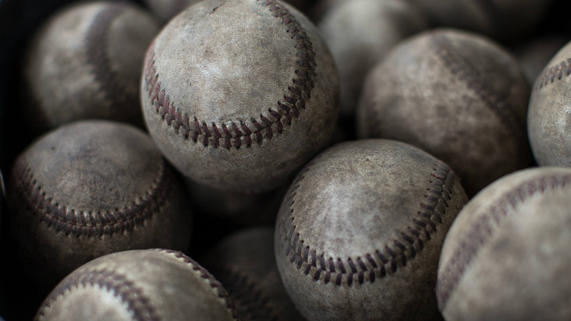 College baseball broadcaster makes absurd bare hands on dishonest ball, adds perfect frame job