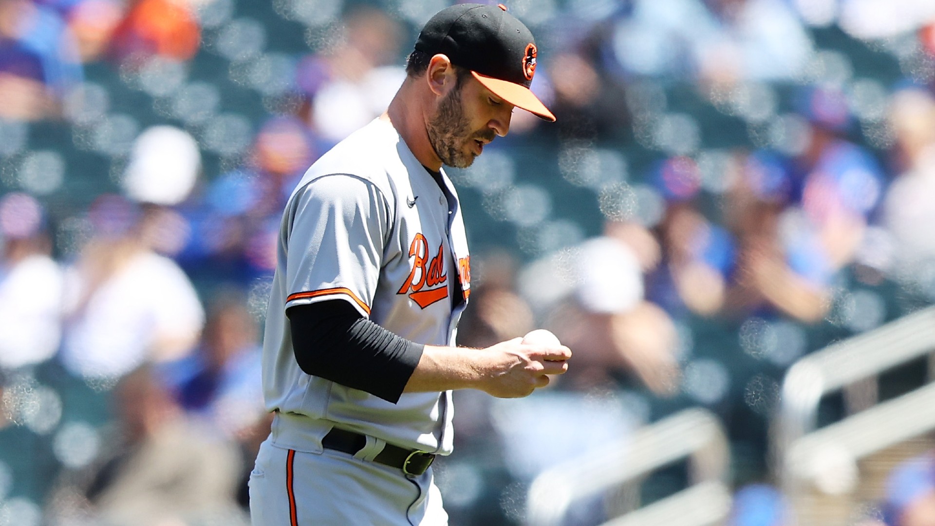 Matt Harvey from Orio has admitted that he was holding back tears from the applause of the Mets crowd