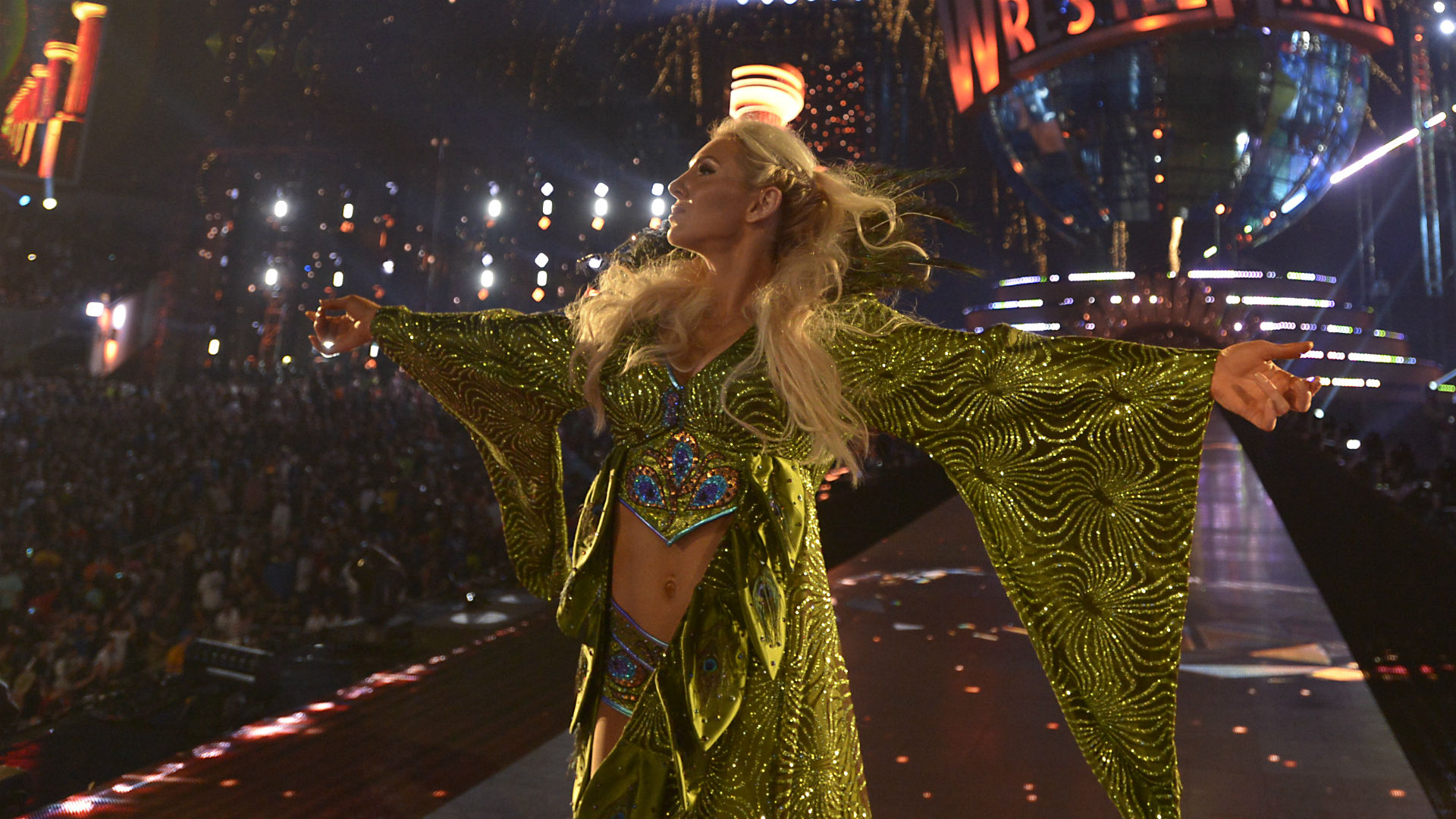 charlotte-flair-wwe-ftr-041717_1d6jcnqnqay8d19emqmvlq524u.jpg?t=2109944979&quality=100