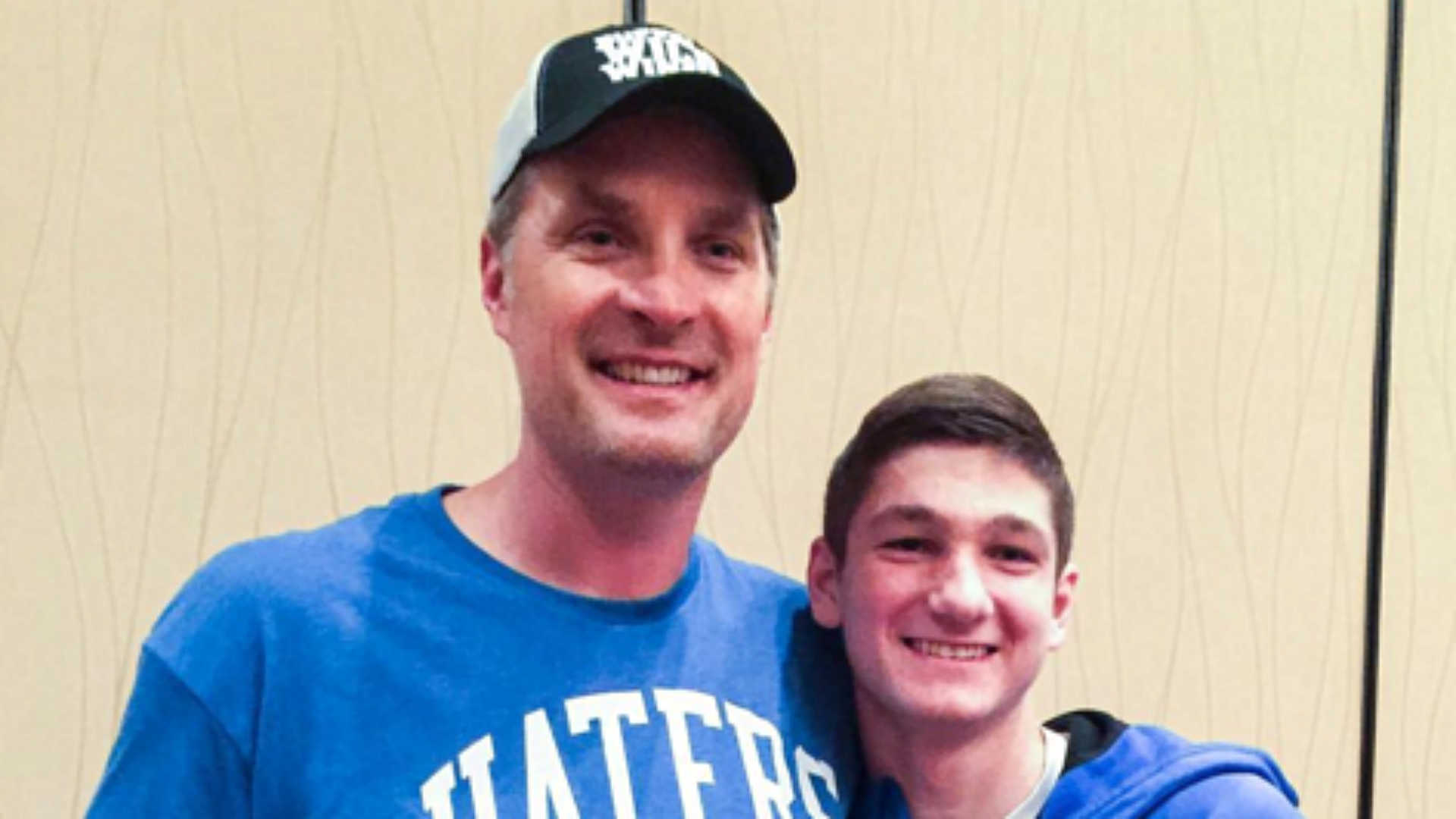 christian laettner t shirt