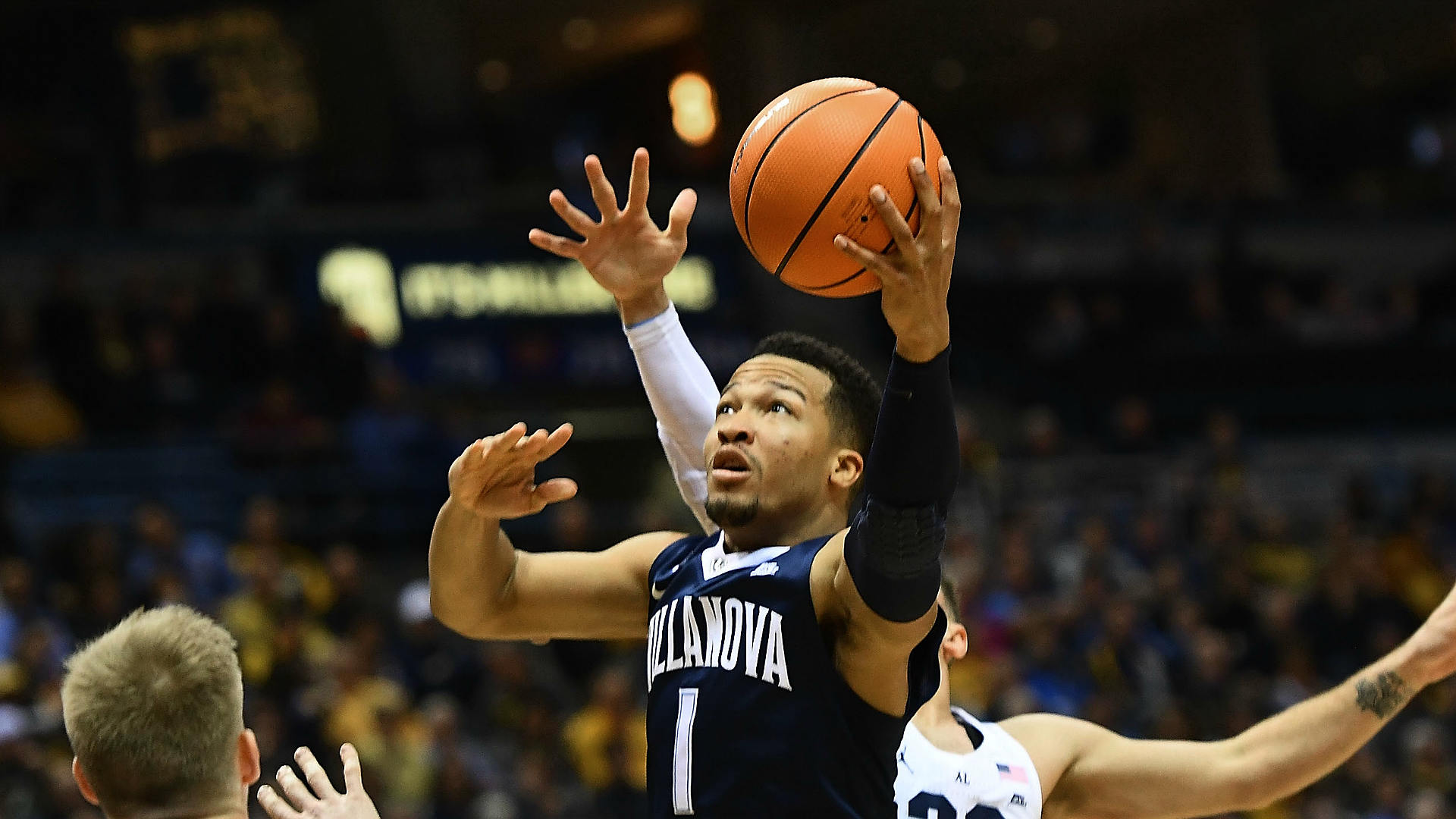In player of year race, Villanova's Jalen Brunson leaving field behind