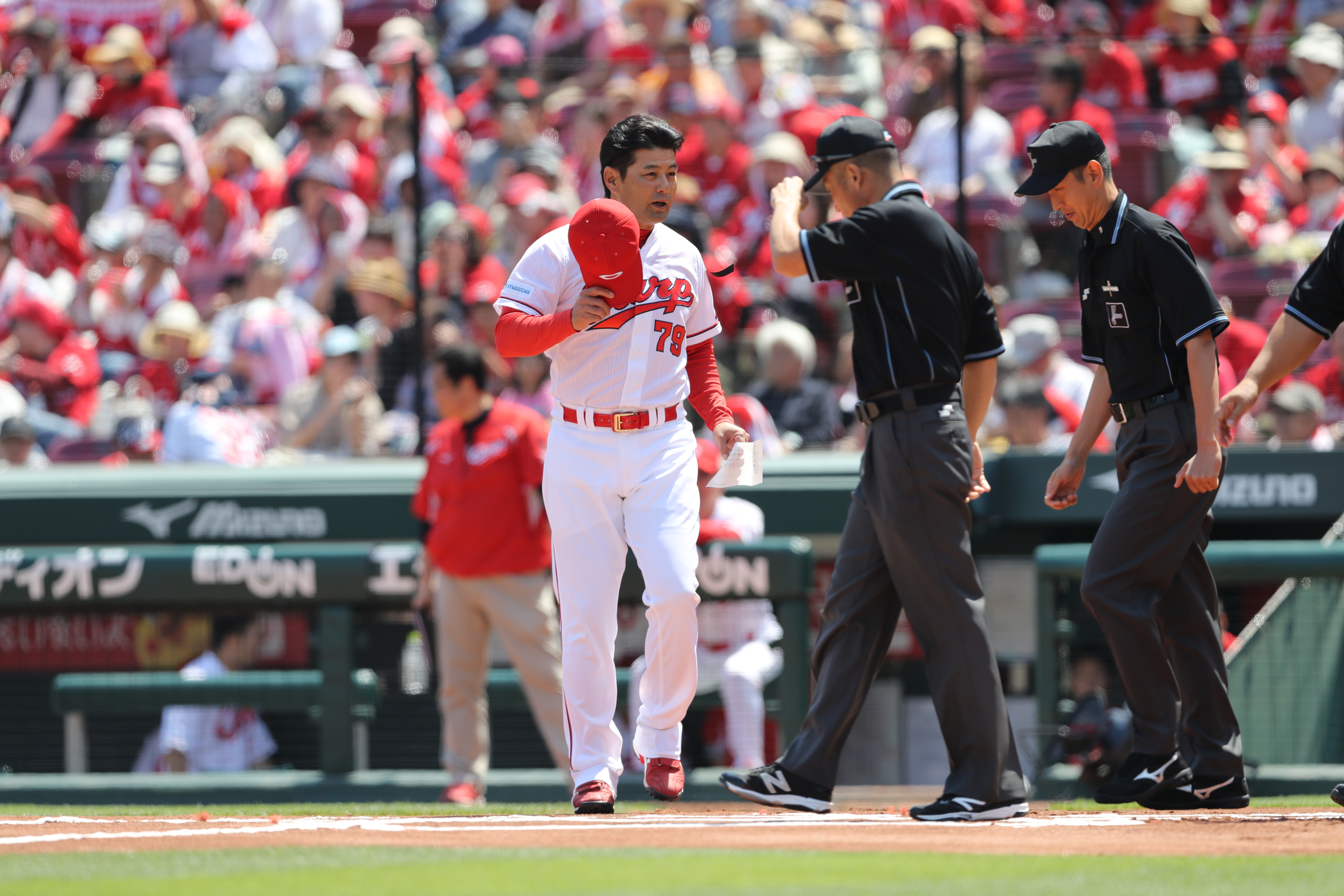 今年も本拠地胴上げならず 広島優勝のxデーは9月16日 3点解説 スポーティングニュース ジャパン 今年も本拠地胴上げならず 広島優勝のxデーは9月16日 3点解説 スポーティングニュース ジャパン