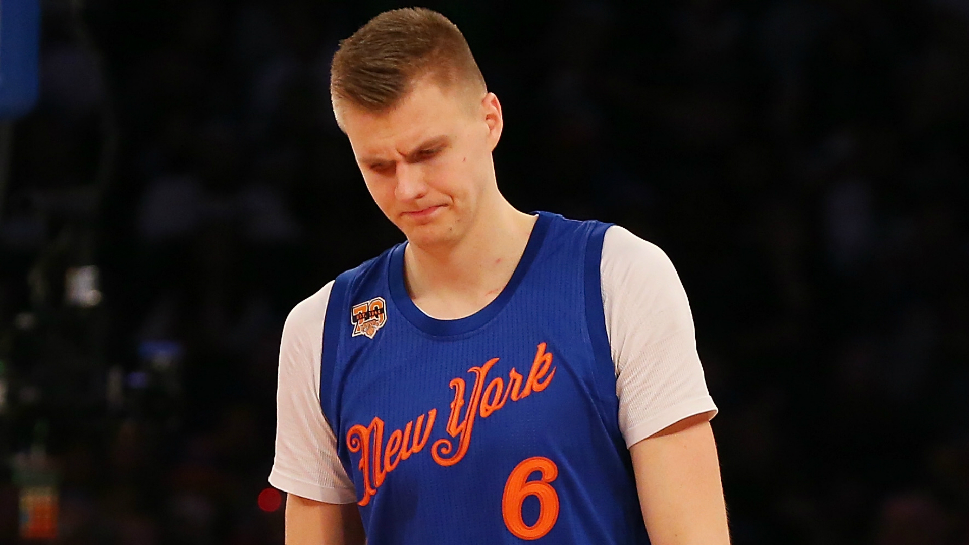 kristaps porzingis christmas jersey