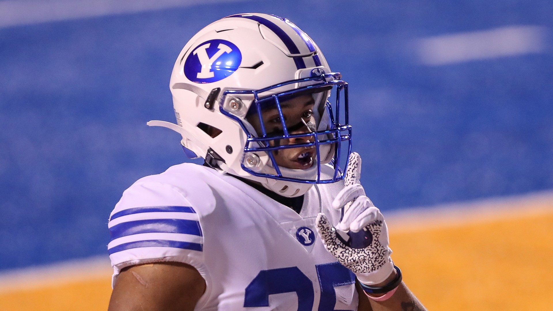 College football bowl schedule: Tracking the selections for all 32 bowl games in 2020-21