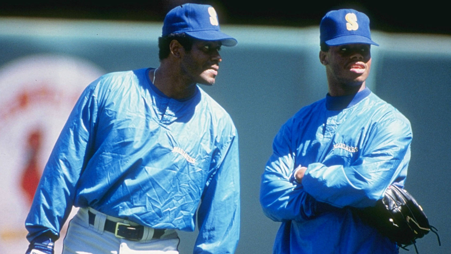 Sept. 14, 1990: When the Griffeys made history with back-to-back homers