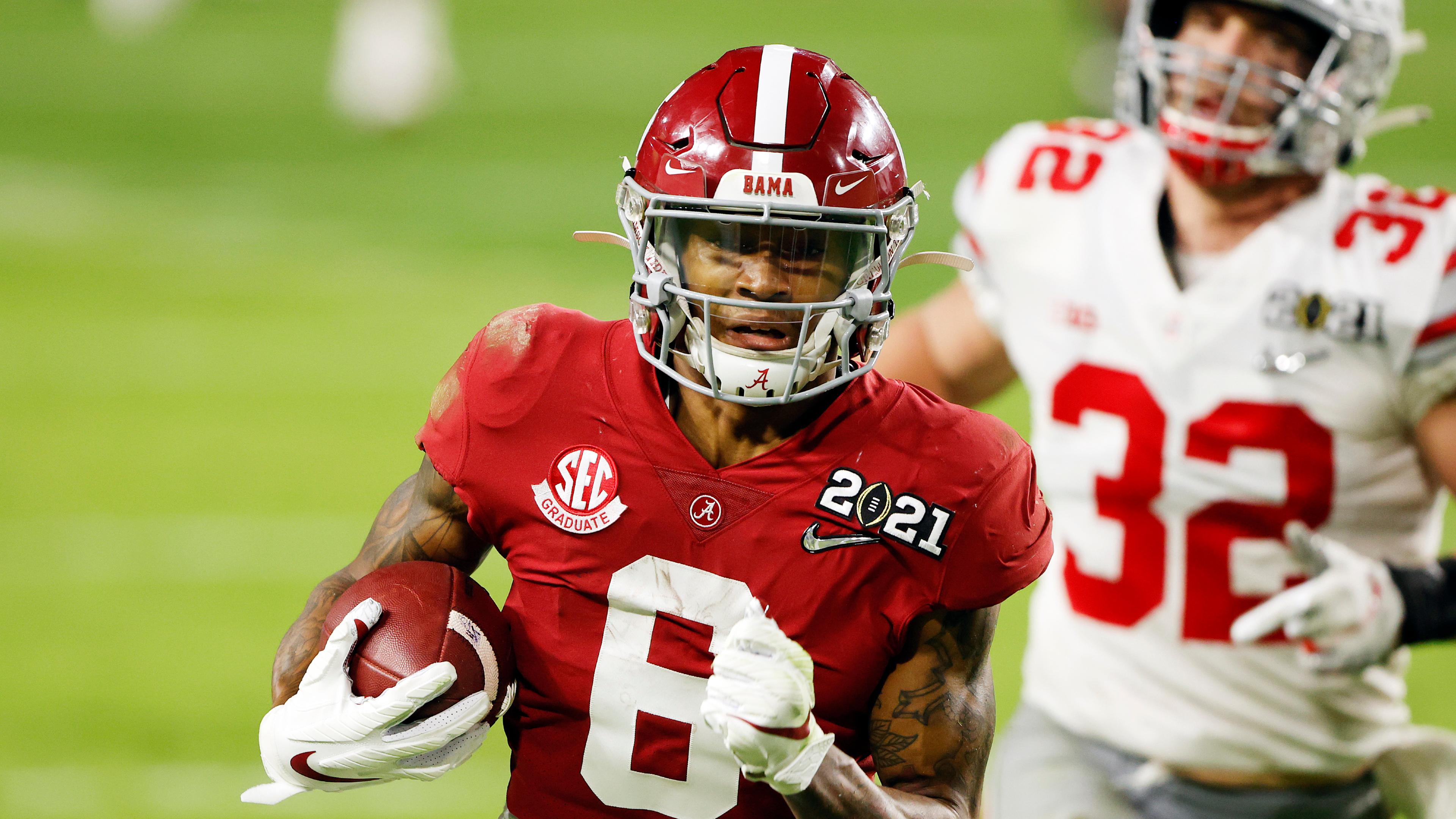 DeVonta Smith Fake Format: Eagles, Lions Best Fits for NFL Draft Alabama VR among 2021