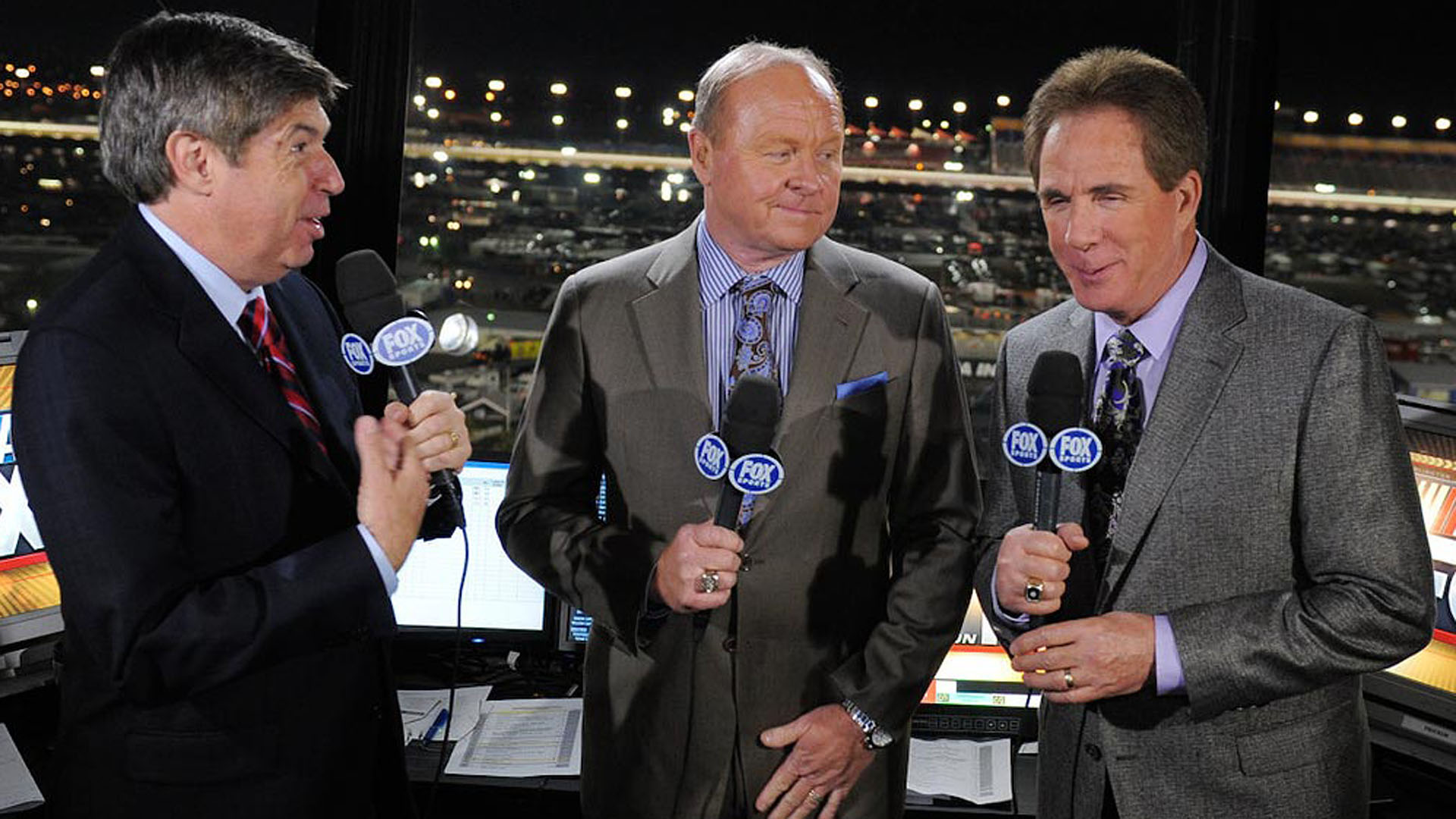 Darrell Waltrip Returns To Fox, Daytona After Emergency Surgery ...