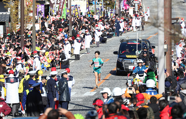 第95回箱根駅伝 スタート地点の見どころや場所取りの注意点は スポーティングニュース ジャパン 第95回箱根駅伝 スタート地点の見どころや場所取りの注意点は スポーティングニュース ジャパン