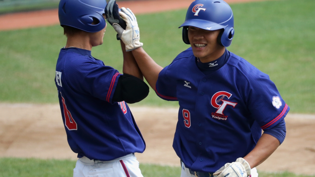 日本ハム 大王 こと王柏融のバットフリップが話題に スポーティングニュース ジャパン 日本ハム 大王 こと王柏融のバットフリップが話題に スポーティングニュース ジャパン
