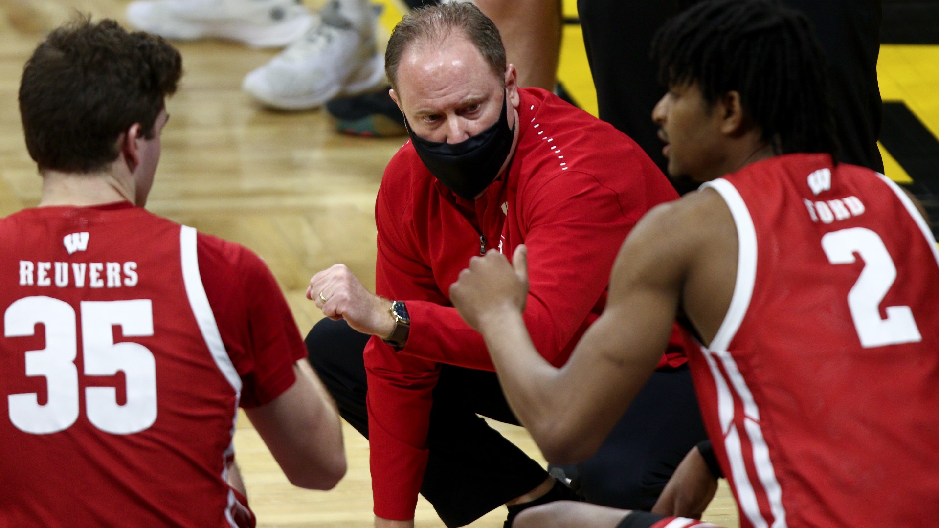 Photo of Seniors in Wisconsin tore up coach Greg Gard in a secret recording: “We have nothing to do”