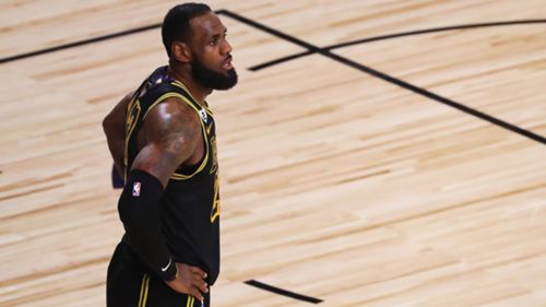 Lebron James Passes Up Last Shot In Nba Finals Just Like Michael Jordan Did Sporting News Canada