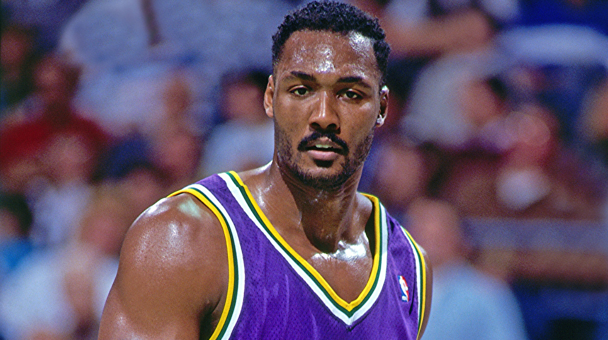 今日は何の日 10月25日 カール マローンがnbaデビュー 1985年 Nba日本公式サイト The Official Site Of The Nba 今日は何の日 10月25日 カール マローンがnbaデビュー 1985年 Nba日本公式サイト The Official Site Of The Nba