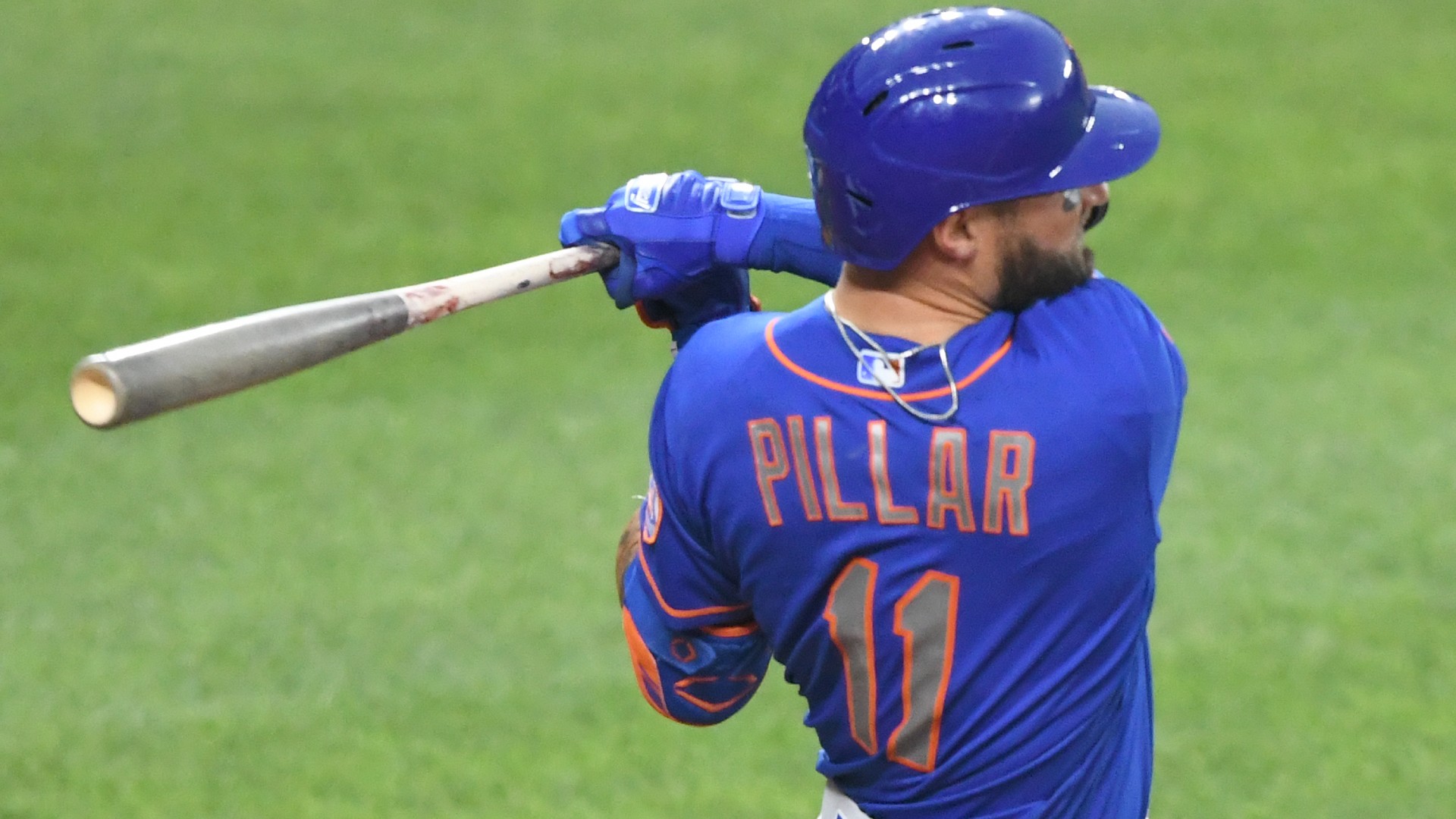 Mets’ Kevin Pillar confirms his bat isn’t splattered with blood, “just stick of pine tar”