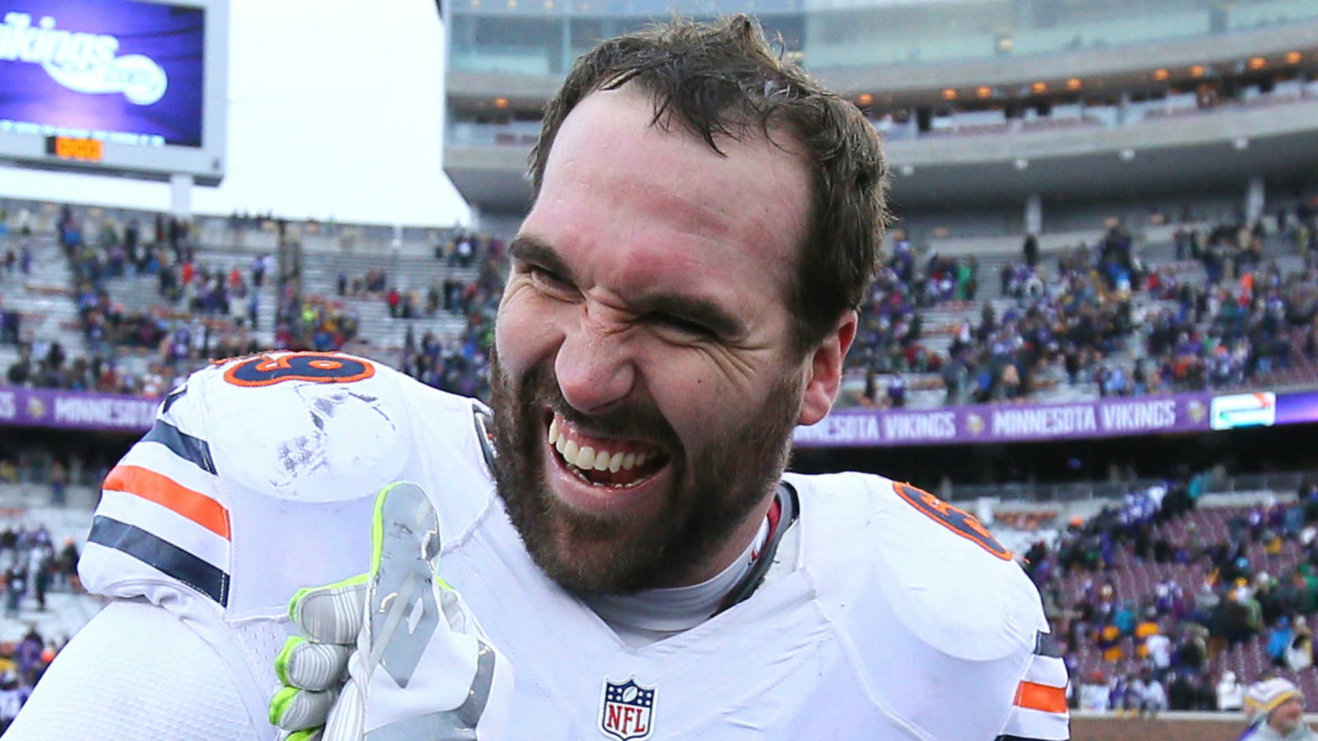 Jared Allen thrilled to bail on Bears' 34, return to 43 with Panthers