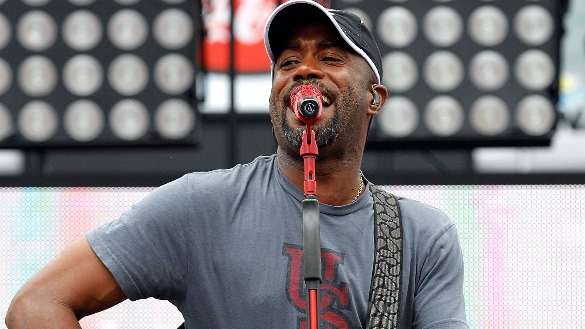 South Carolina superfan Darius Rucker thinks Gamecocks will make Final