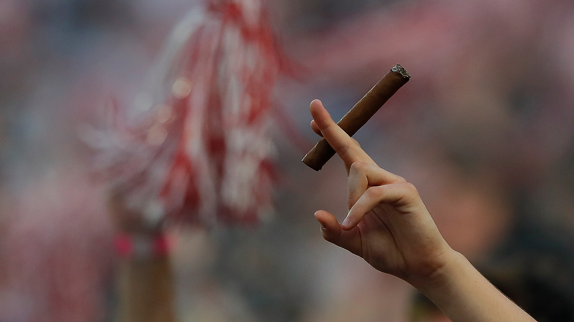 Explaining Alabama, Tennessee's cigarsmoking tradition after winning