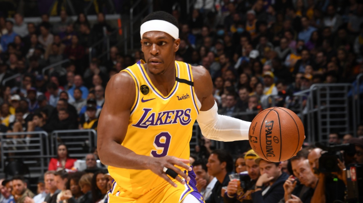 レイカーズに痛手 ラジョン ロンドが親指骨折で6 8週間の離脱 Nba日本公式サイト The Official Site Of The Nba レイカーズに痛手 ラジョン ロンドが親指骨折で6 8週間の離脱 Nba日本公式サイト The Official Site Of The Nba