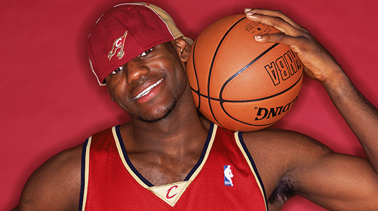 レブロン ジェームズのルーキーカードが約2億円で落札される Nba日本公式サイト The Official Site Of The Nba レブロン ジェームズのルーキーカードが約2億円で落札される Nba日本公式サイト The Official Site Of The Nba
