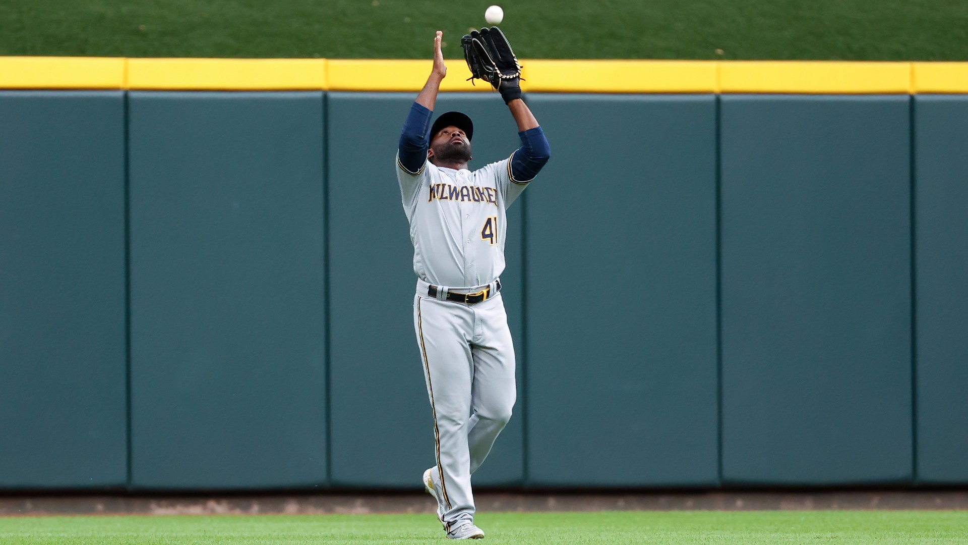 Photo of Jackie Bradley of the Brewers is proud of the fake double play: “I always imagined doing Dirk drama”