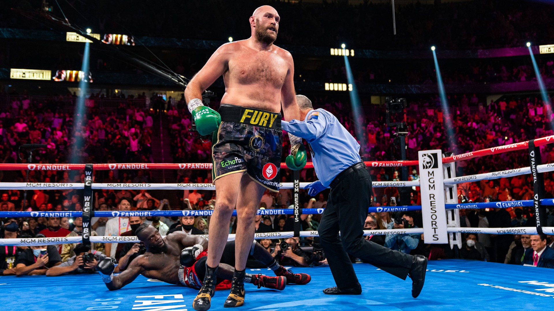 Tyson Fury vs. Deontay Wilder 3 results: Fury outlasts Wilder in epic fight of the year to retain WBC heavyweight title | Sporting News