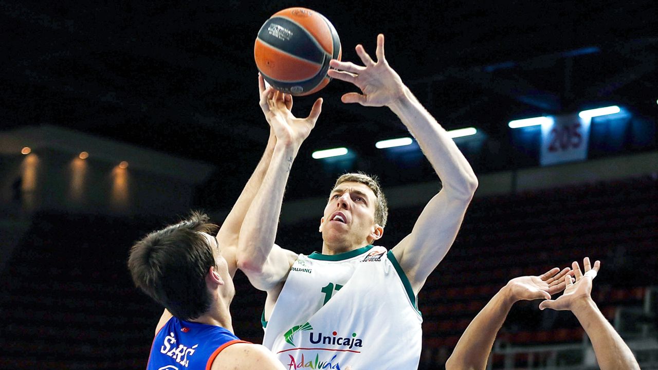 Most Regrettable Nba Draft Picks In Every First Round Spot