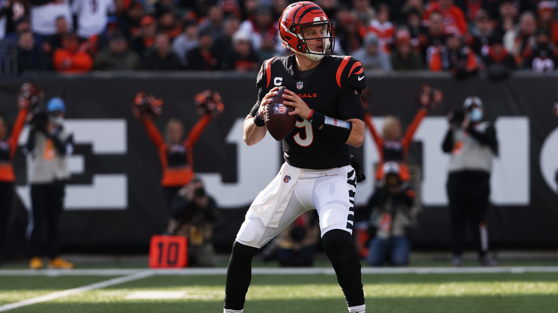 Why are the Bengals resting Joe Burrow, starters vs