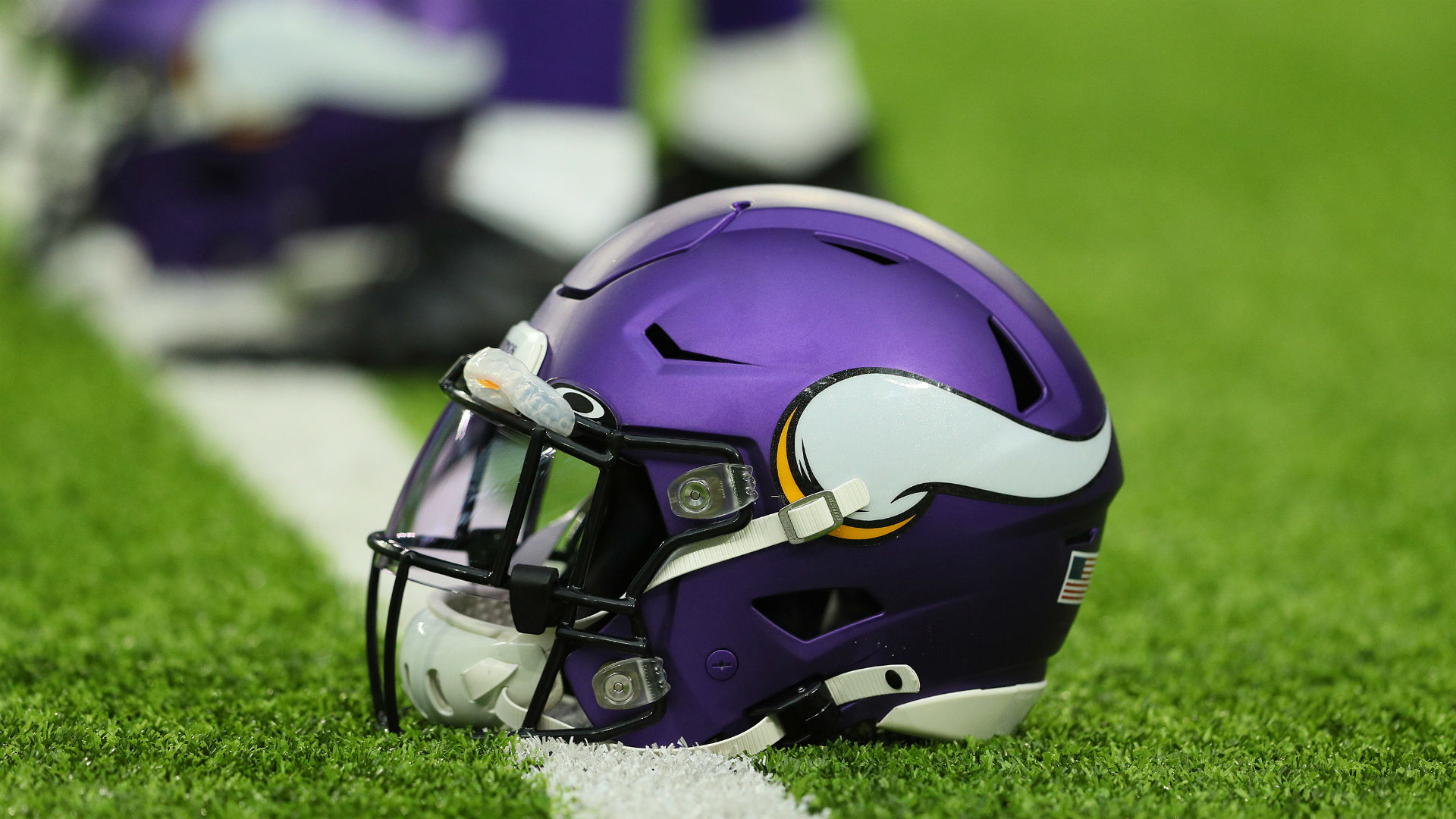 Vikings radio announcer goes crazy for 'good!' missed field goal in awkward on-air mistake