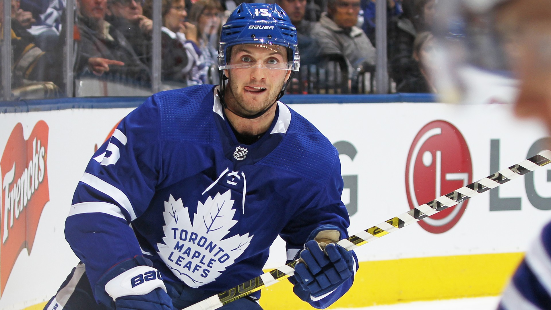 alexander-kerfoot-maple-leafs-112519-getty-ftrjpeg_hvt1qa6j8ybp1ajko1lm9d6pg.jpg