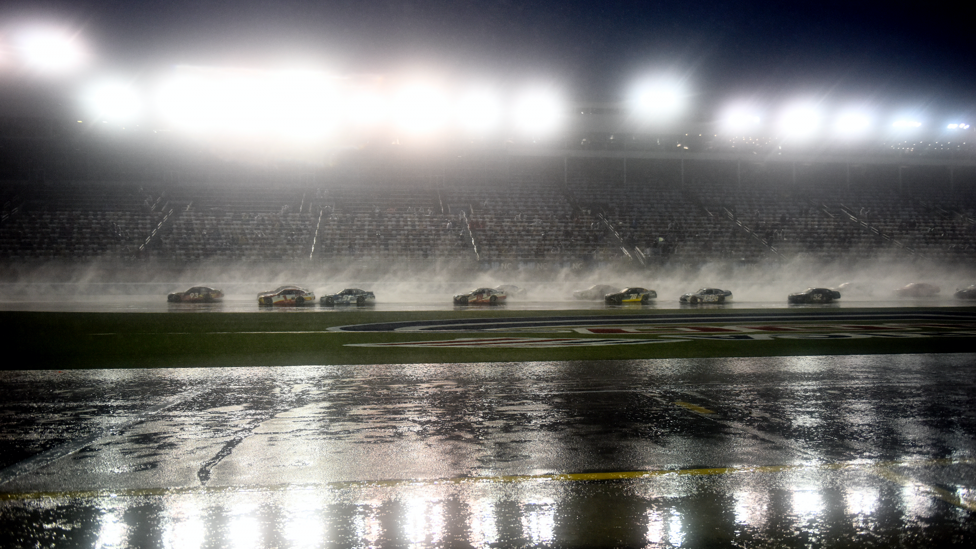 NASCAR race weather at ROVAL: Updates, forecast from rainy Charlotte