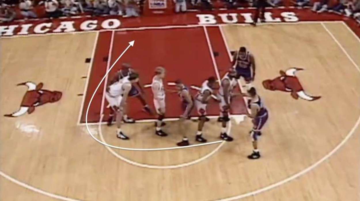 プレイ分析 1994年プレイオフでニックス相手にトニー クーコッチが決めた重要なブザービーター Nba日本公式サイト The Official Site Of The Nba プレイ分析 1994年プレイオフでニックス相手にトニー クーコッチが決めた重要なブザービーター Nba日本公式サイト The Official Site Of The Nba