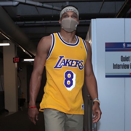 レイカーズがコービー ブライアントを称える ブラックマンバ ジャージー を着用 Nba日本公式サイト The Official Site Of The Nba