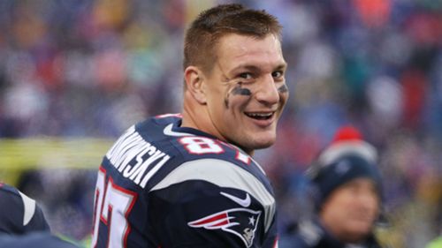 Tom Brady Bucs Should Be Thanking Rob Gronkowski S Mother Sporting News