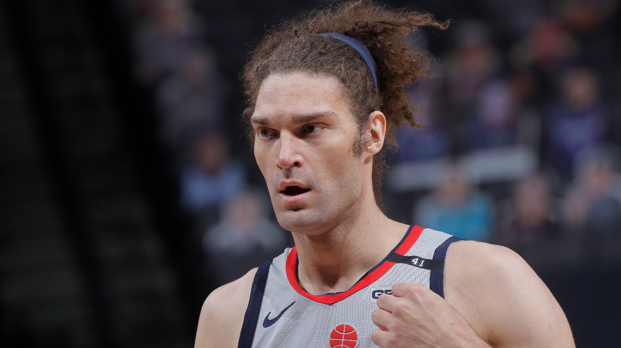 マジック加入のロビン ロペス 自身の新たな役割は リリーフピッチャー Nba日本公式サイト The Official Site Of The Nba