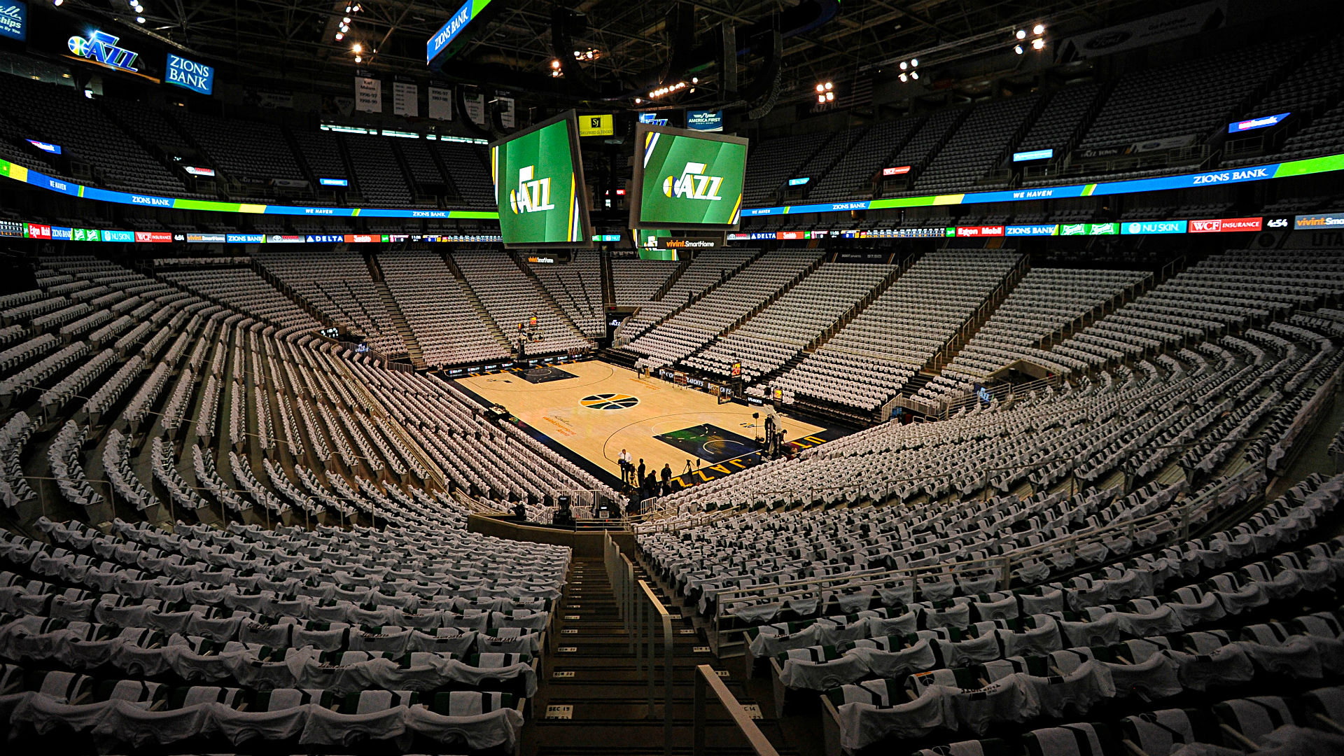 Smart arena. Арена Юта джаз. Vivint Arena. Солт Лейк Сити баскетбольная Арена. Vivint Smart Home Arena.