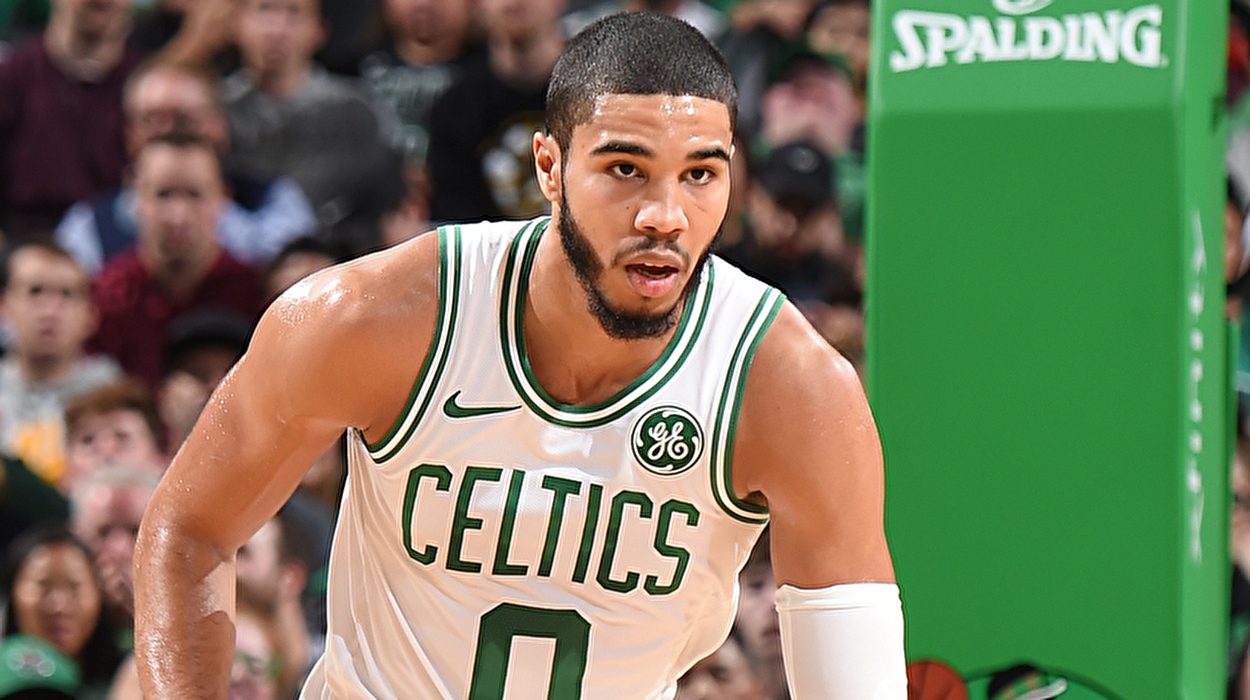 ジェイソン テイタム 昨年のコービー ブライアントとの練習による影響を否定 Nba日本公式サイト The Official Site Of The Nba