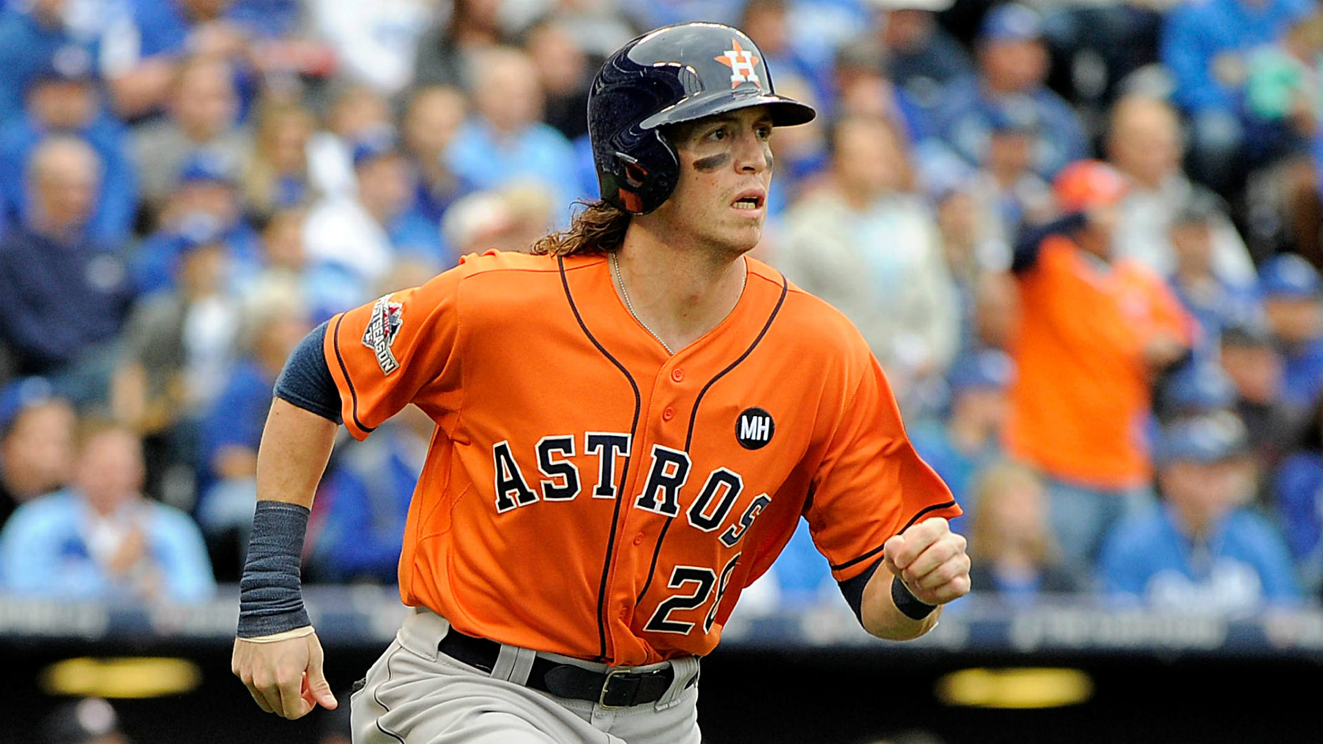 Colby Rasmus boasts insane, thick beard at Rays' spring training