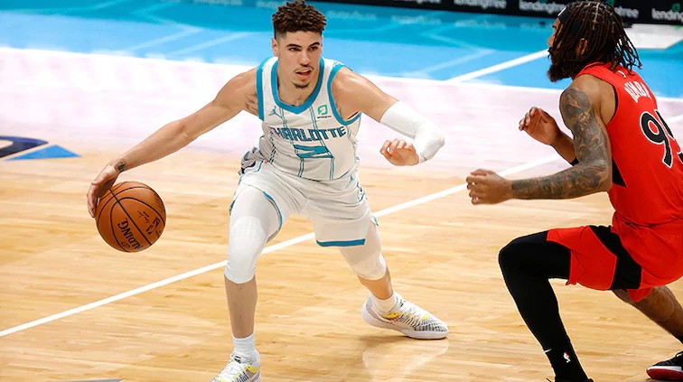 オーストラリアやリトアニアでの経験を振り返るラメロ ボール すべてが役立った Nba日本公式サイト The Official Site Of The Nba オーストラリアやリトアニアでの経験を振り返るラメロ ボール すべてが役立った Nba日本公式サイト The Official Site Of The Nba