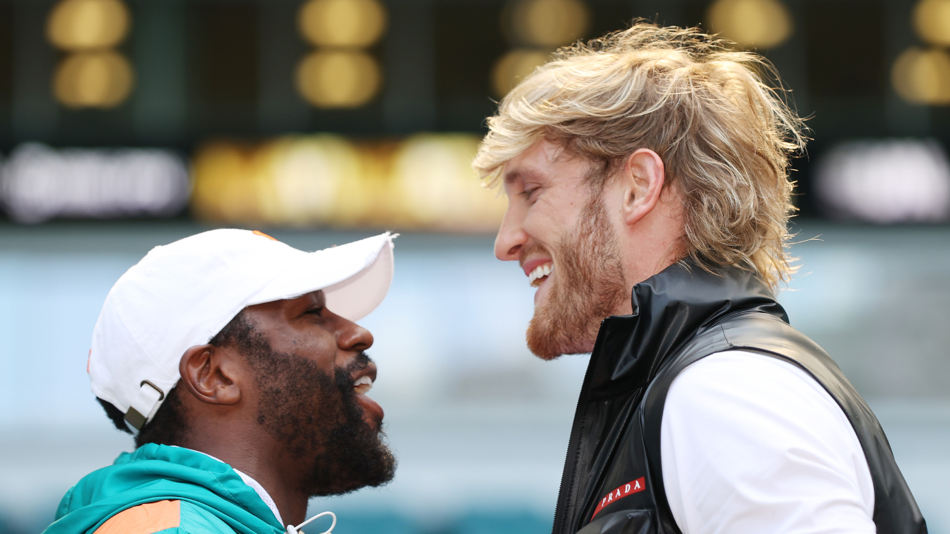 Floyd Mayweather vs. Logan Paul purse: How much money will they make for boxing exhibition? - Sporting News