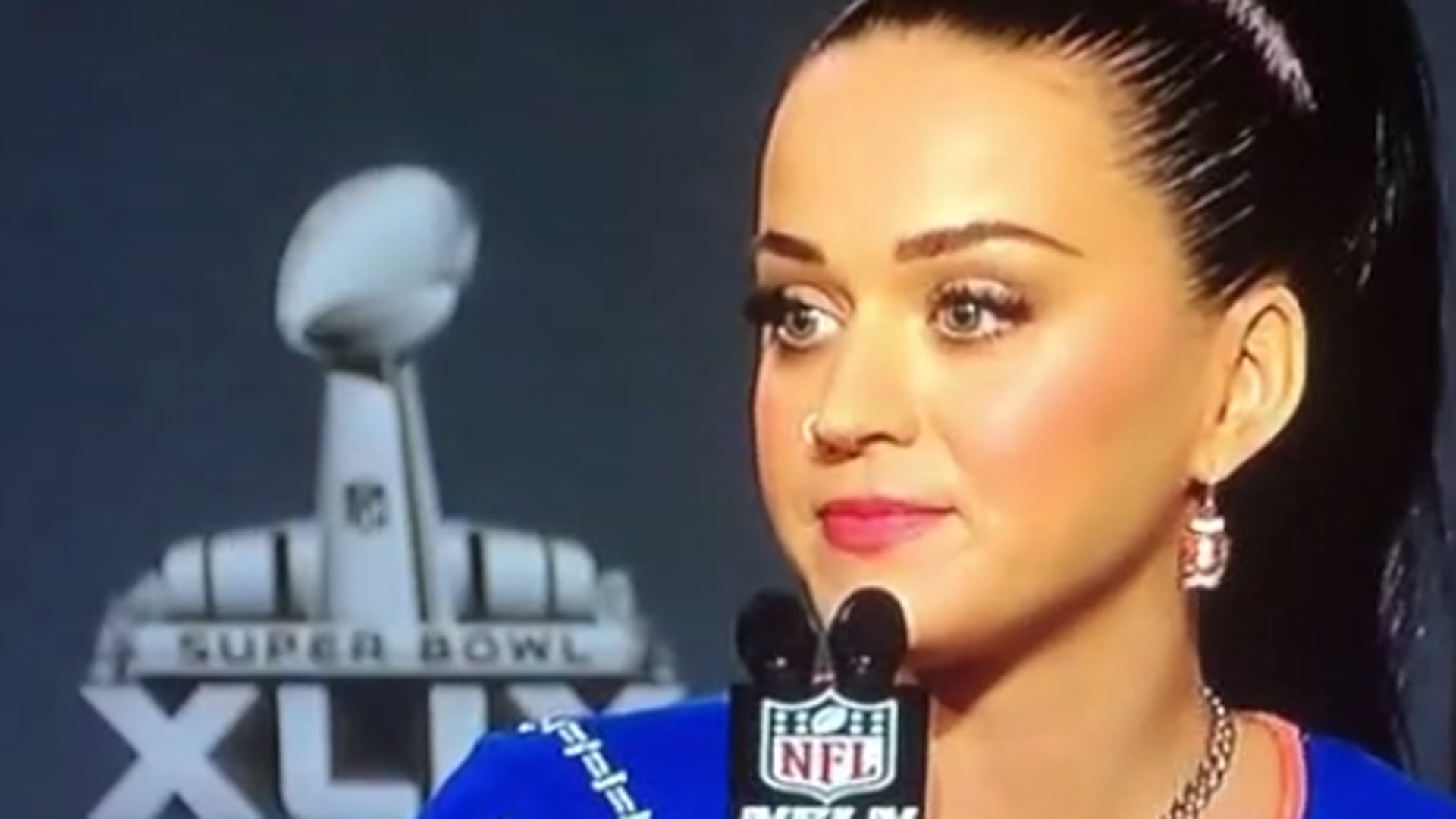 Katy Perry S Press Conference I M Just Here So I Don T Get Fined Sporting News