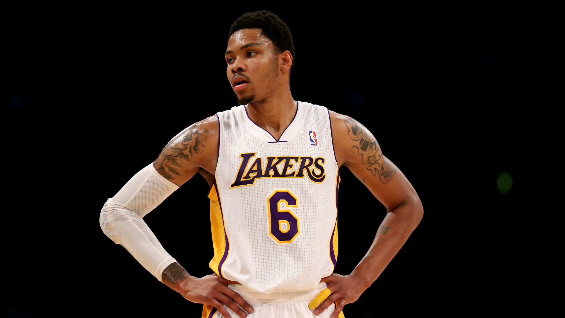 With wife by his side, Hawks' Kent Bazemore still standing ...